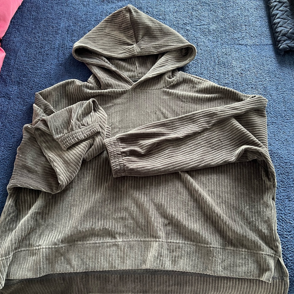 Aerie ribbed cropped sweatshirt